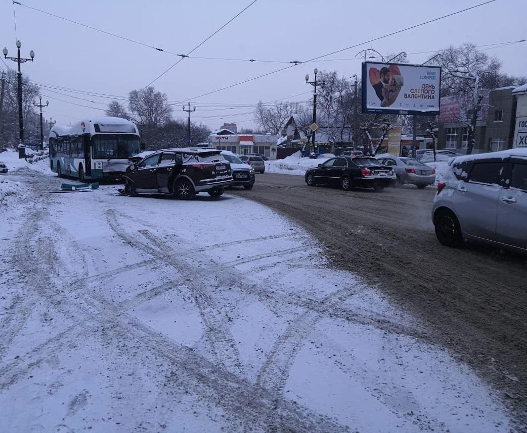 В Хабаровске за минувшие сутки произошло 26 ДТП