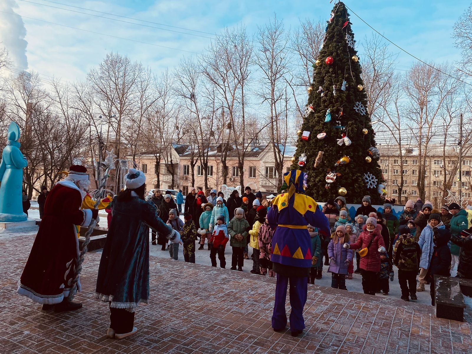 Новогодний новости. Новогодний городок. Новогодний Хабаровск. Городок новый год. Новогодние новости.