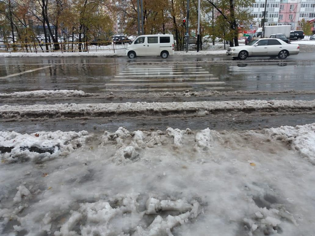 Восемь домов в Хабаровске все еще без света