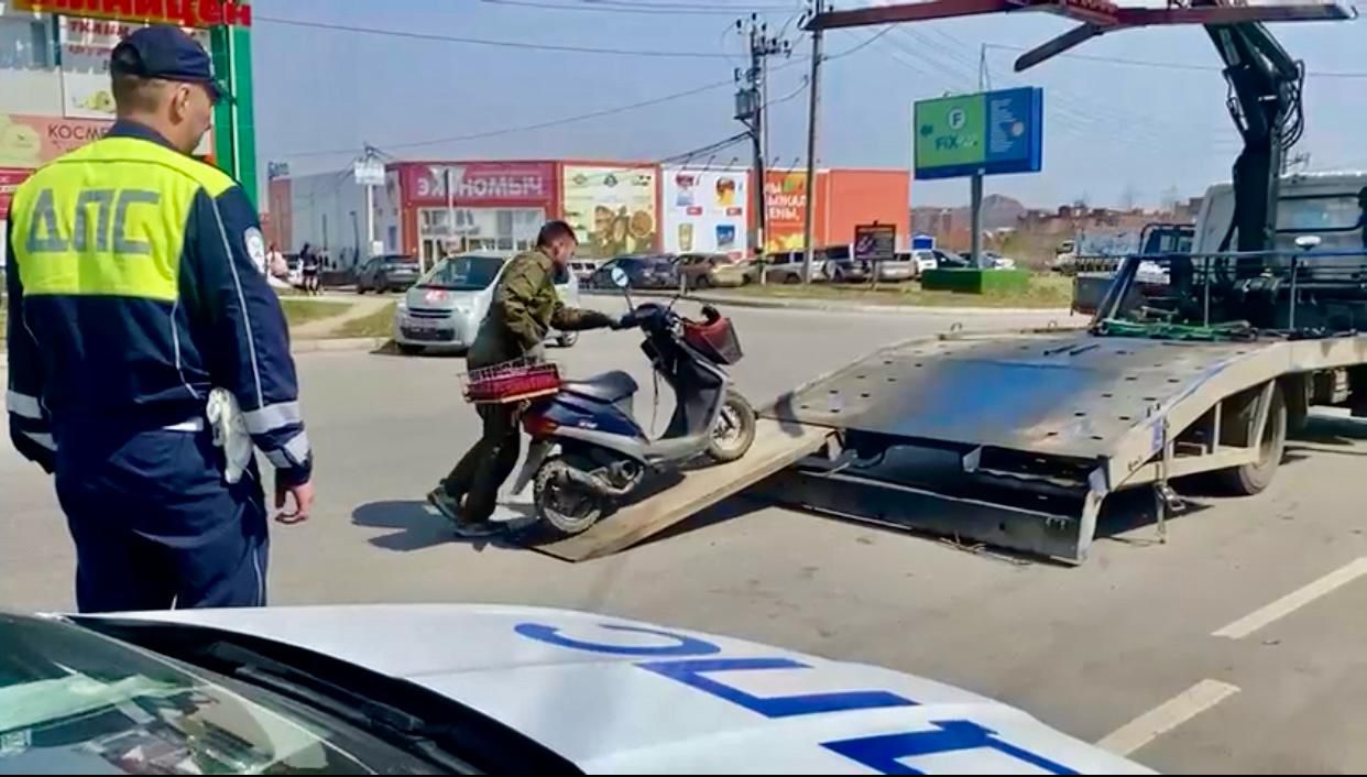 Мотоциклистов-нарушителей ловили сотрудники ГАИ в Хабаровске