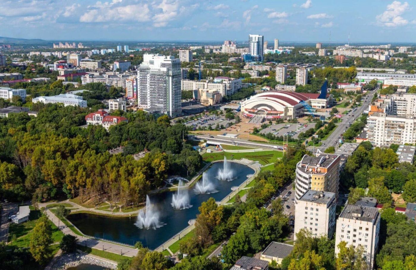 Столица жизни. Дальний Восток город Хабаровск. Хабаровск центр города. Уссурийский бульвар Хабаровск. Современный Хабаровск.