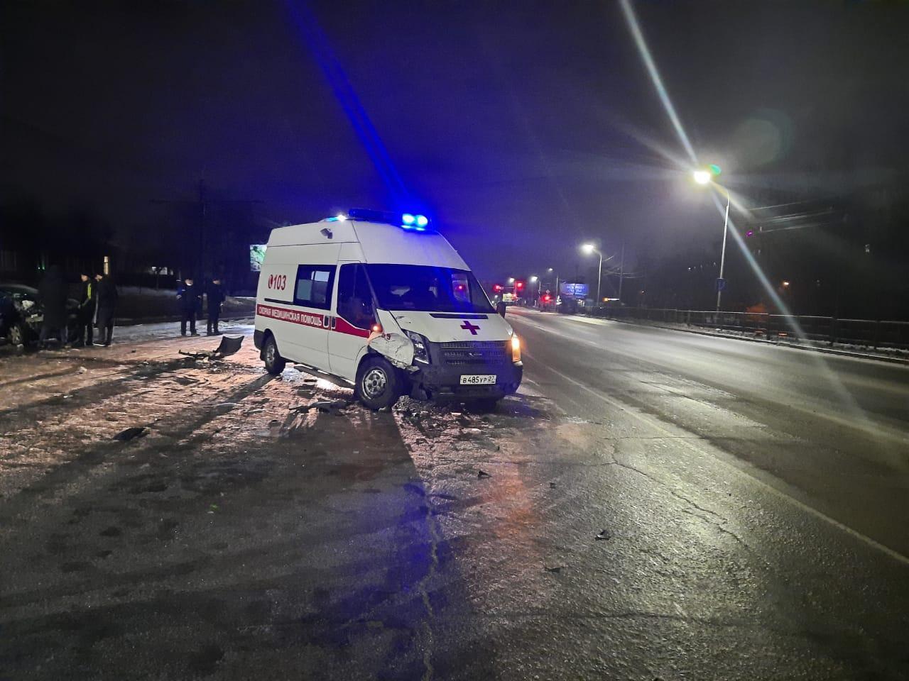 Помощь хабаровском. Аварии в Хабаровске за сутки. ДТП Хабаровск за сутки. Авария на Волочаевской Хабаровск.