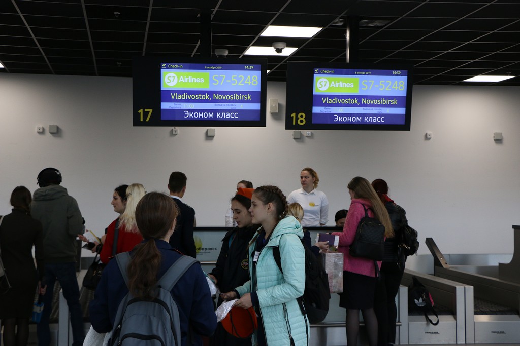 Хабаровский аэропорт 2020. Терминал аэропорта Хабаровск. Аэропорт Хабаровск внутри.