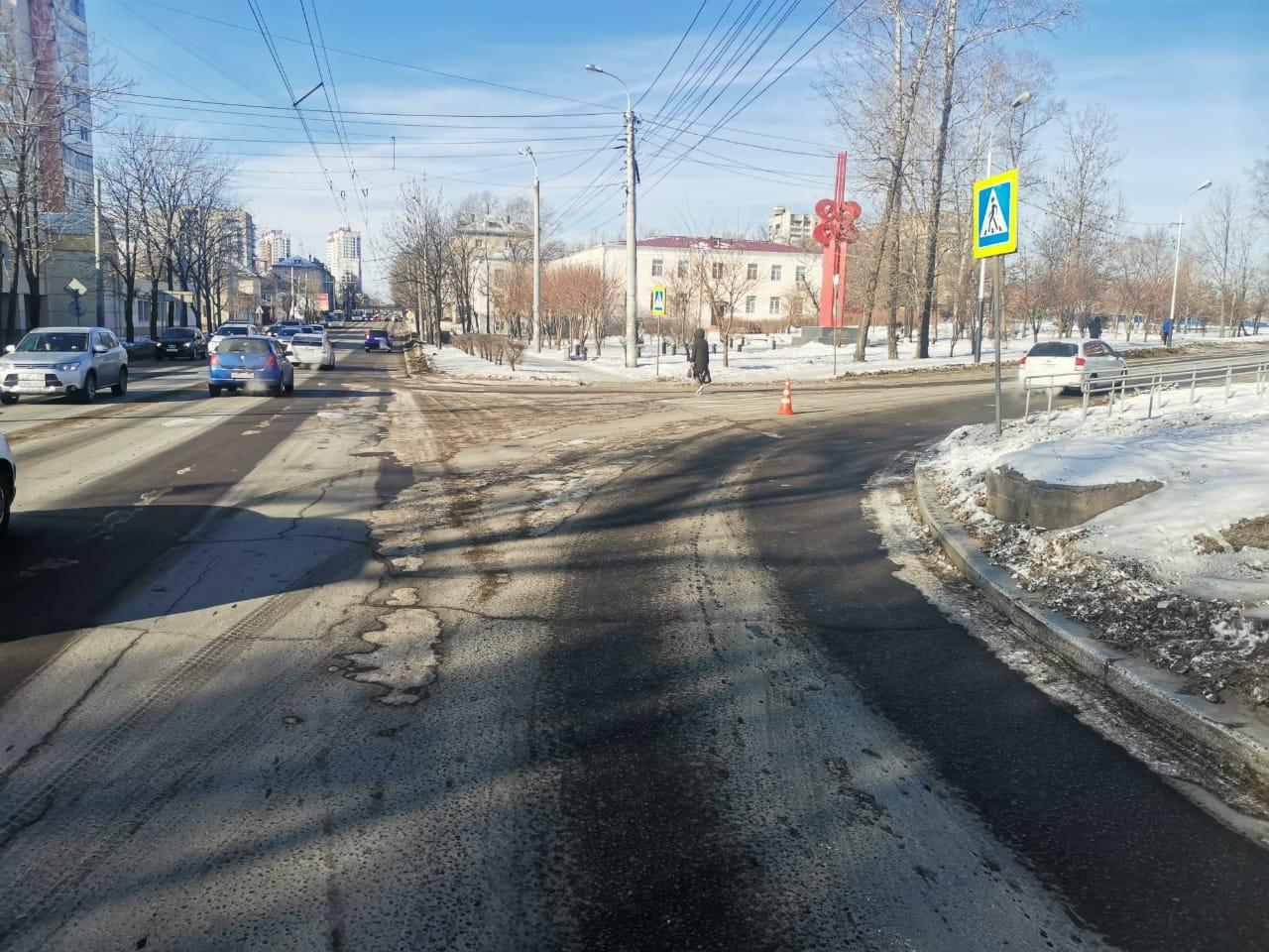 Село мирное хабаровский край. Пешеходный переход Хабаровск. Пешеходный переход фото. Дорога Малышева Лосиный.