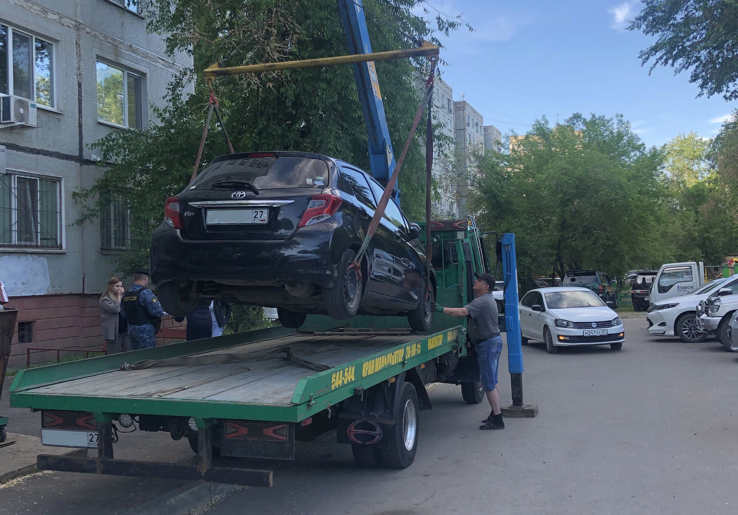 Должников 2 часть. Кран упал. Арест авто. Украинские машины. Машины в Хабаровске.