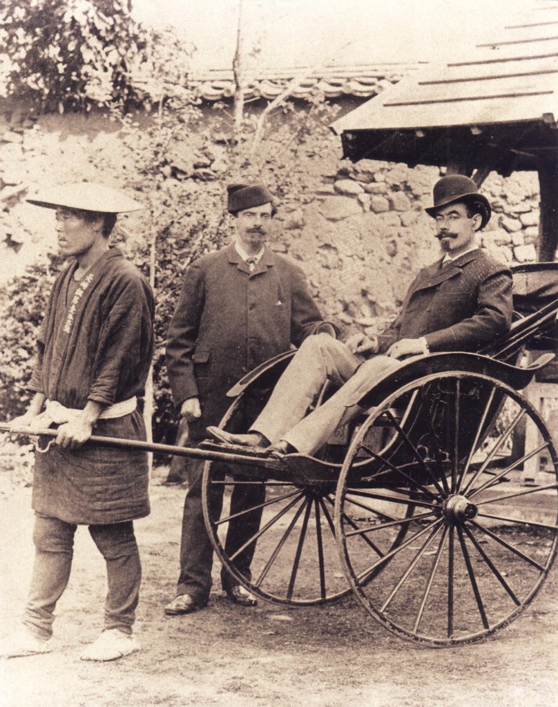 Евгений и Эмиль Нино в Японии. Нагасаки. 1905 г..jpg