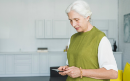 Хабаровская пенсионерка «инвестировала» в мошенника миллион