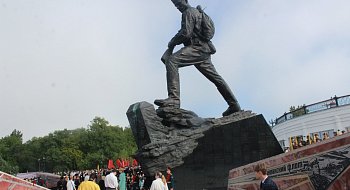 img-1