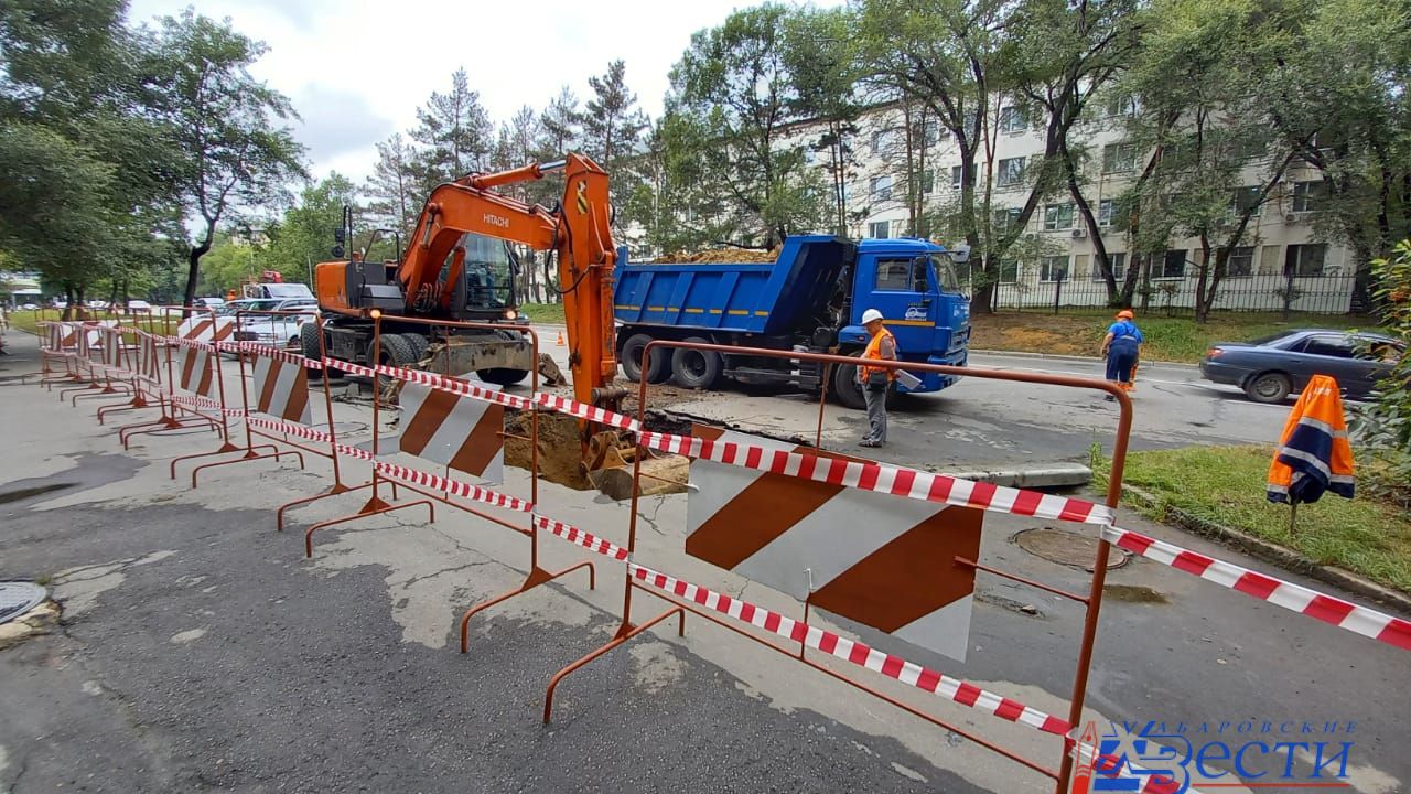 Без холодной воды пять домов в Хабаровске