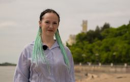 Жительница Хабаровска на выигрыш от «Столото» купила машину мечты