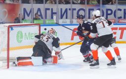 Хабаровский «Амур» уступил в Магнитогорске лидеру КХЛ