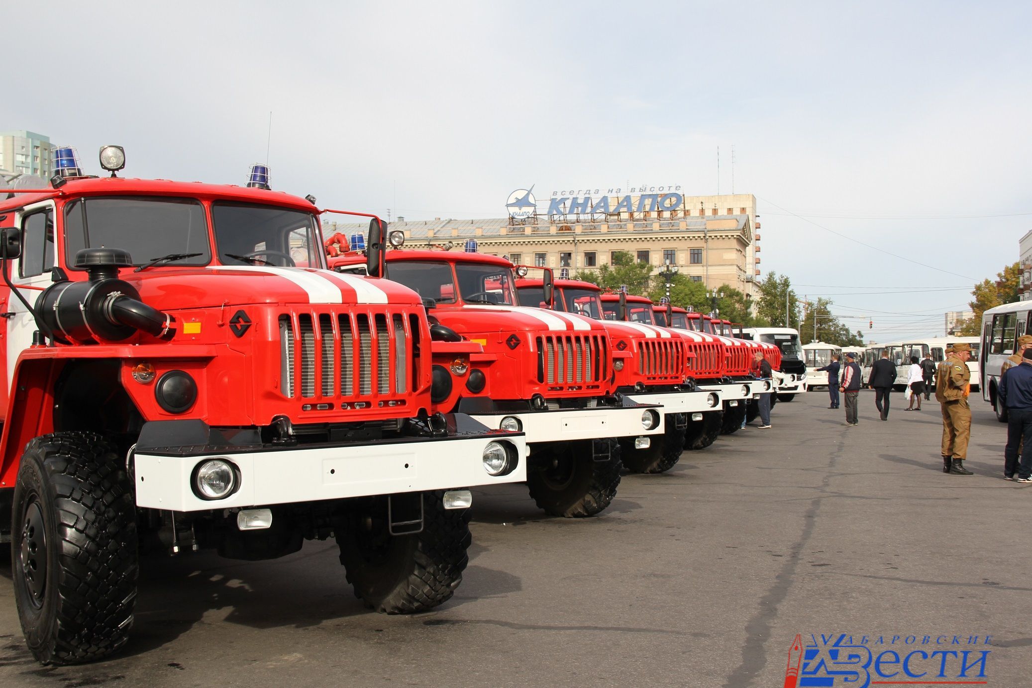 Службы края. Хабаровский край противопожарная служба фото. Первая партия автотранспортом КСР.