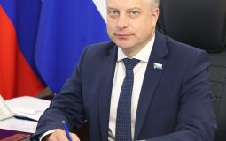 Председатель Законодательной думы поздравил земляков с Днем России