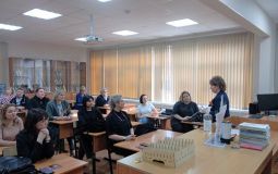 Хабаровск присоединился к акции «Сдаем вместе. День сдачи ЕГЭ родителями»