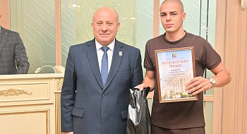 img-1
