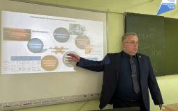 В школах Хабаровска проходят уроки про безопасность умного дома