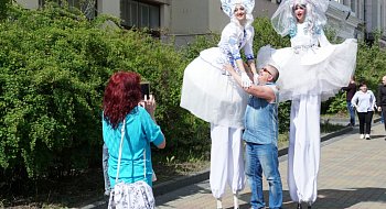 img-1