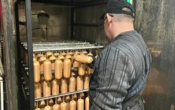Краевые производители мясных полуфабрикатов наращивают выпуск продукции