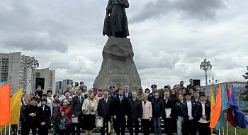 img-1