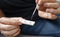 Пройти анонимное экспресс-тестирование на ВИЧ приглашают хабаровчан