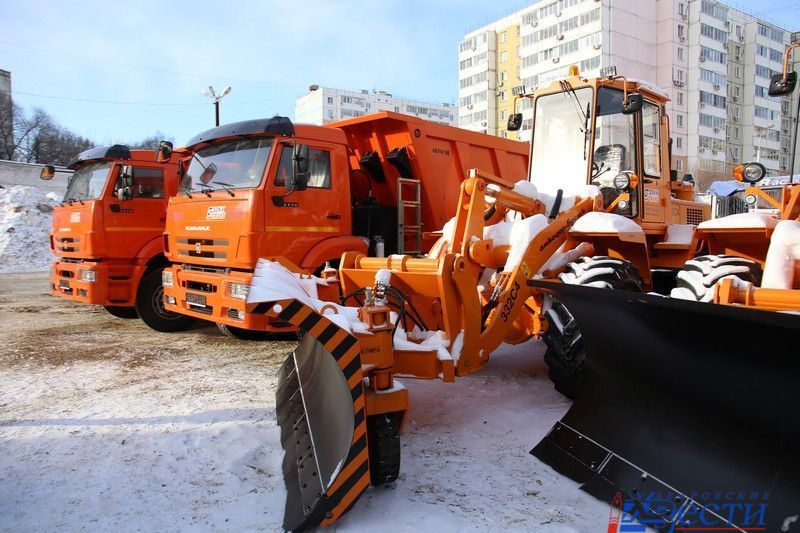 Новая снегоуборочная техника прибыла в Хабаровск