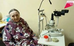 Зрение 91-летней женщины спасли хабаровские врачи