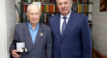img-1