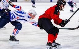 Хабаровский «СКА-Нефтяник» начал игры плей-офф с разгромной победы