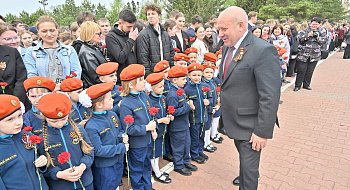 img-1
