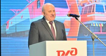  Сергей Кравчук поздравил работников Дальневосточной железной дороги