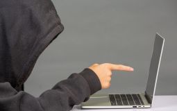 Решив заработать на бирже, очередной хабаровчанин остался без денег