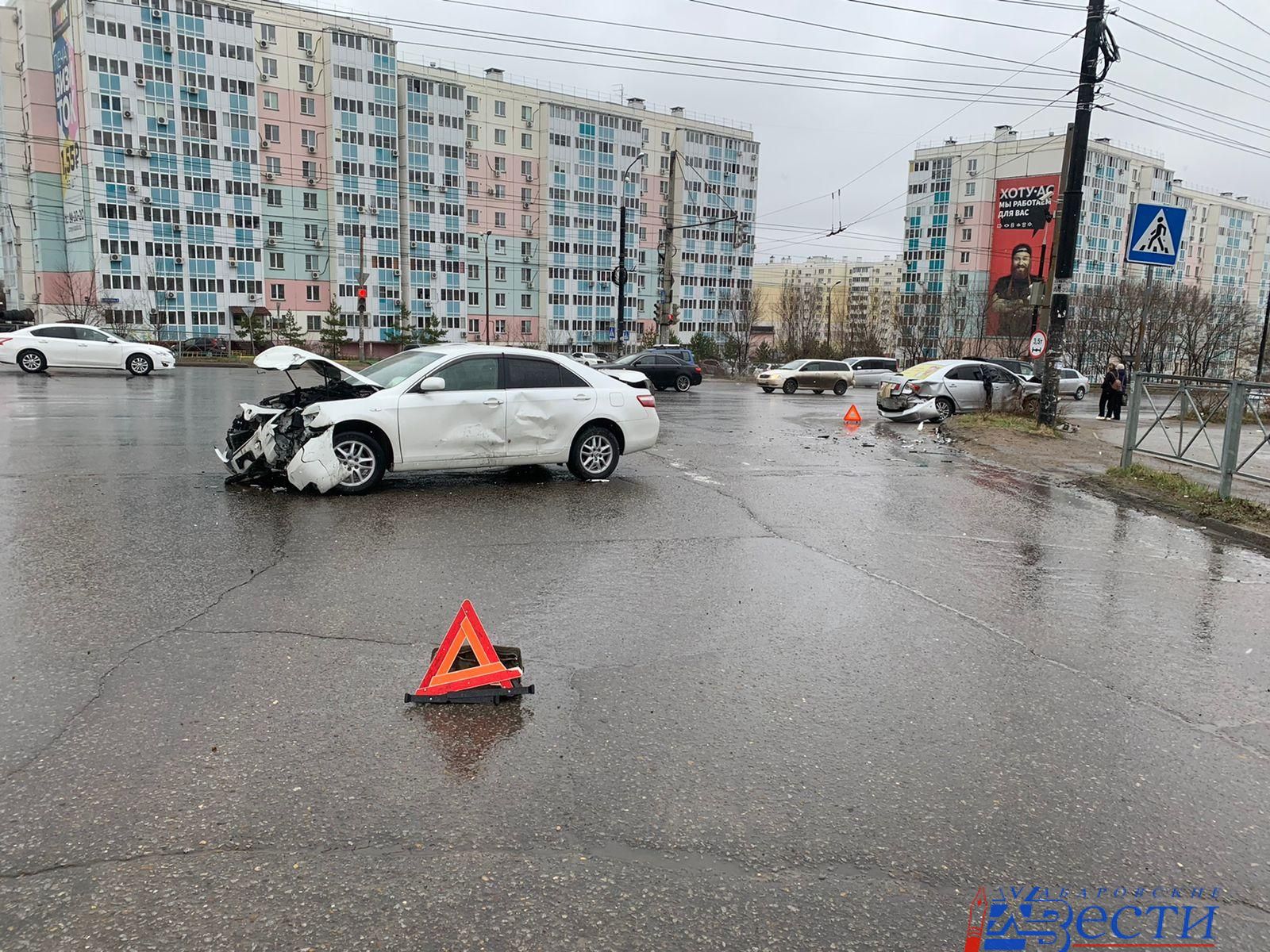 Два человека пострадали в ДТП в Хабаровске