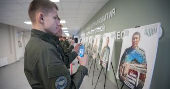 В Хабаровском филиале Центра «ВОИН» открылась мобильная выставка