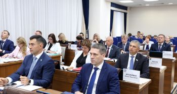Муниципалитеты края возьмут под контроль установку заборов во дворах