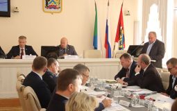 Денис Митрофанов: контроль за работой перевозчиков должен быть системным