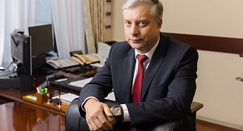 img-1