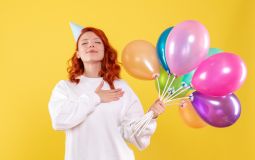 Каждая третья хабаровская организация не поздравляет своих сотрудников