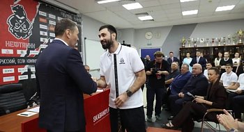 img-1